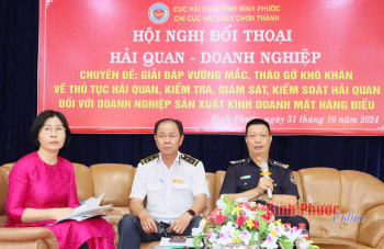 Hải quan Chơn Thành đối thoại với doanh nghiệp