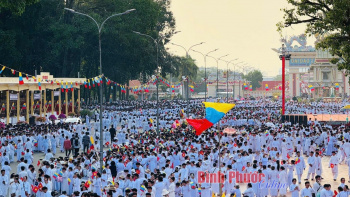 Bình Phước chúc mừng đại lễ kỷ niệm 100 năm ngày hoằng khai Đại đạo Tam kỳ Phổ độ