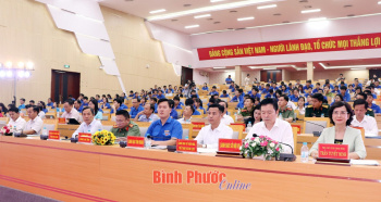 Hơn 200 đại biểu thanh niên đối thoại với lãnh đạo tỉnh