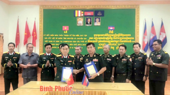 Bình Phước ký kết kế hoạch tìm kiếm, quy tập hài cốt liệt sĩ Việt Nam hy sinh tại Campuchia