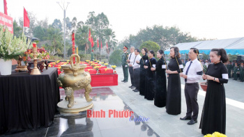 Lễ viếng, truy điệu, an táng hài cốt liệt sĩ và dâng hương tưởng niệm anh linh các anh hùng liệt sĩ