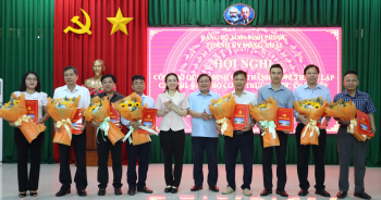 Đồng Xoài công bố các quyết định giải thể, thành lập mới Đảng bộ, Chi bộ cơ sở