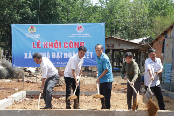 Liên đoàn Lao động huyện Bù Đốp khởi công xây dựng 3 căn nhà công đoàn