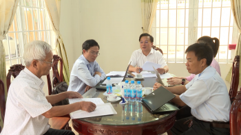 Lãnh đạo thị xã Chơn Thành tiếp công dân định kỳ