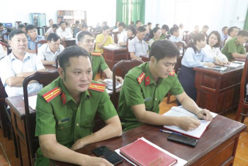 Bù Đốp tập huấn công tác tuyển chọn, gọi công dân nhập ngũ