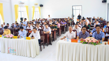 Đại biểu Quốc hội tỉnh tiếp xúc cử tri thị xã Phước Long