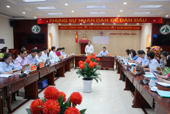 Ban Văn hóa - Xã hội HĐND tỉnh giám sát công tác giáo dục hướng nghiệp tại Đồng Xoài