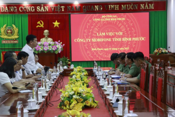 Công an tỉnh làm việc với Mobifone Bình Phước