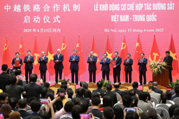 Lãnh đạo Đảng, Nhà nước Việt Nam - Trung Quốc dự Liên hoan giao lưu hữu nghị nhân dân hai nước