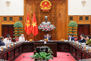 Thủ tướng: Ứng phó chủ động, kịp thời, linh hoạt trong mọi tình huống, khẩn trương hỗ trợ doanh nghiệp, người dân