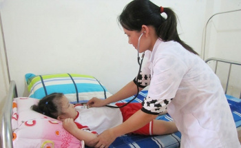 Tăng cường triển khai công tác y tế trường học