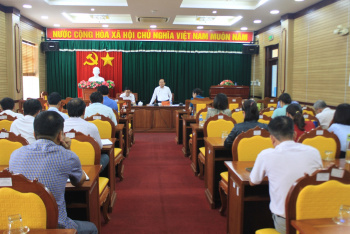 Phước Long họp thành viên UBND thị xã thường kỳ tháng 5