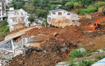 Bảo đảm an toàn thi công xây dựng và phòng chống sạt lở trong mùa mưa lũ