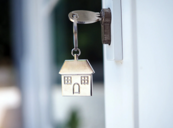 Phấn đấu hoàn thành mục tiêu xóa nhà tạm, nhà dột nát trên phạm vi cả nước trước ngày 31/8/2025