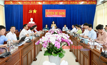 Lãnh đạo tỉnh làm việc với huyện Bù Đăng về chuẩn bị cơ sở làm việc sau hợp nhất xã