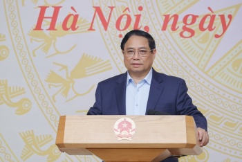 Thủ tướng Phạm Minh Chính: Nêu cao tinh thần trách nhiệm, "chỉ bàn làm, không bàn lùi" để đẩy mạnh chuyển đổi số, phát triển thương mại điện tử - Ảnh: VGP/Nhật Bắc