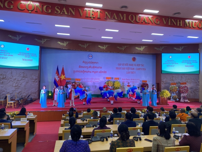 Lễ Khai mạc Chương trình Gặp gỡ hữu nghị và hợp tác nhân dân Việt Nam - Campuchia lần thứ V