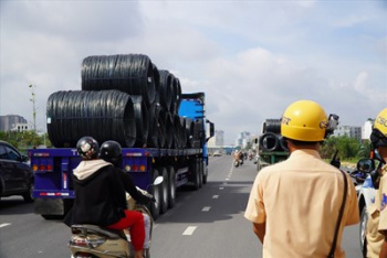 Bộ Giao thông vận tải ban hành quy định về xếp hàng hóa trên phương tiện giao thông đường bộ