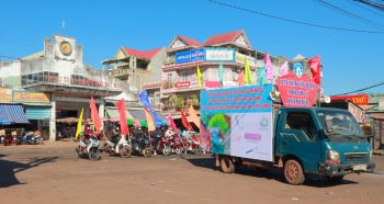 Trung tâm Y tế Phú Riềng: Hưởng ứng ngày Dân số Việt Nam 26-12