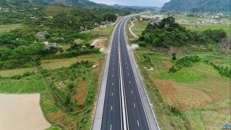 Đề xuất cơ chế, chính sách đặc thù tháo gỡ vướng mắc 11 dự án BOT giao thông