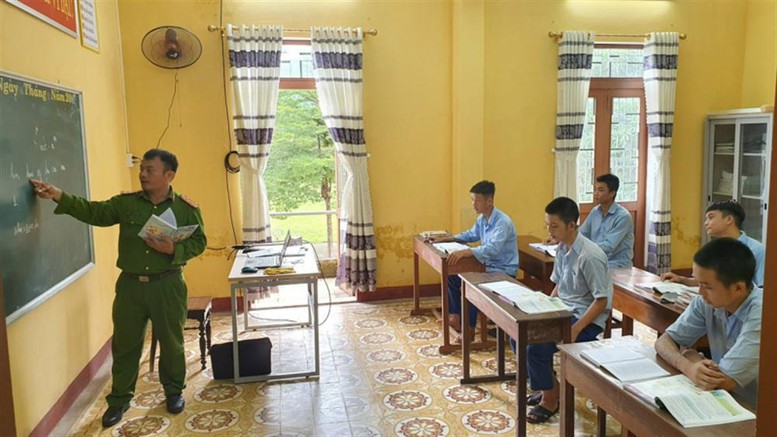 Lớp học văn hóa của Trường Giáo dưỡng số 3.