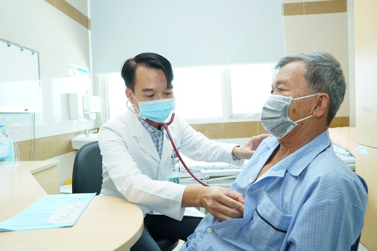 Bộ Y tế đề xuất mức phụ cấp ưu đãi theo nghề của viên chức, người lao động tại cơ sở y tế công lập