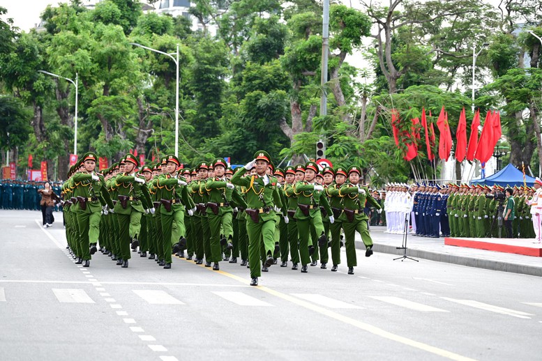 Đề xuất sửa đổi, bổ sung 10 luật liên quan đến công tác công an
