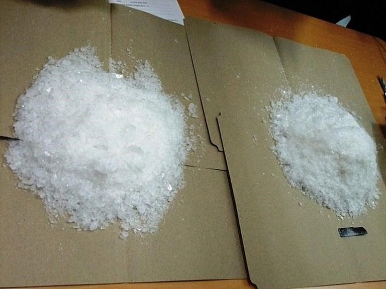 Hải Phòng: Hải quan, Công an phối hợp bắt 2 kg ma túy đá