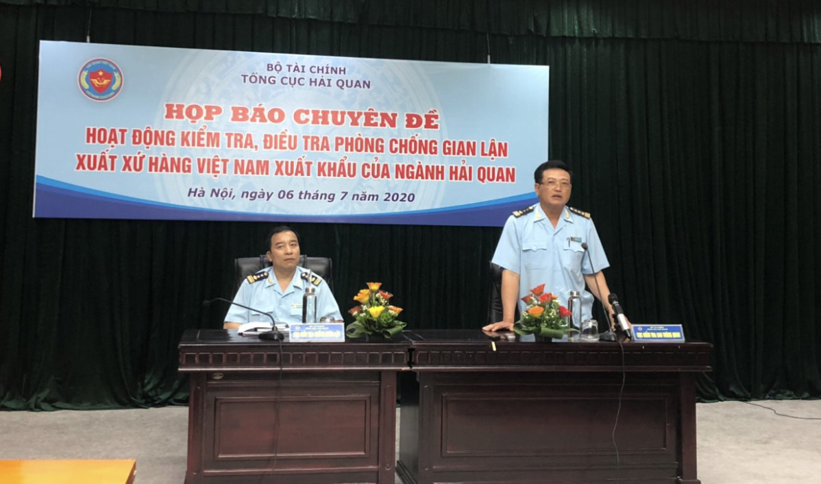 Ngành Hải quan: Thu hơn 33 tỷ đồng từ hoạt động chống gian lận xuất xứ hàng Việt Nam xuất khẩu.