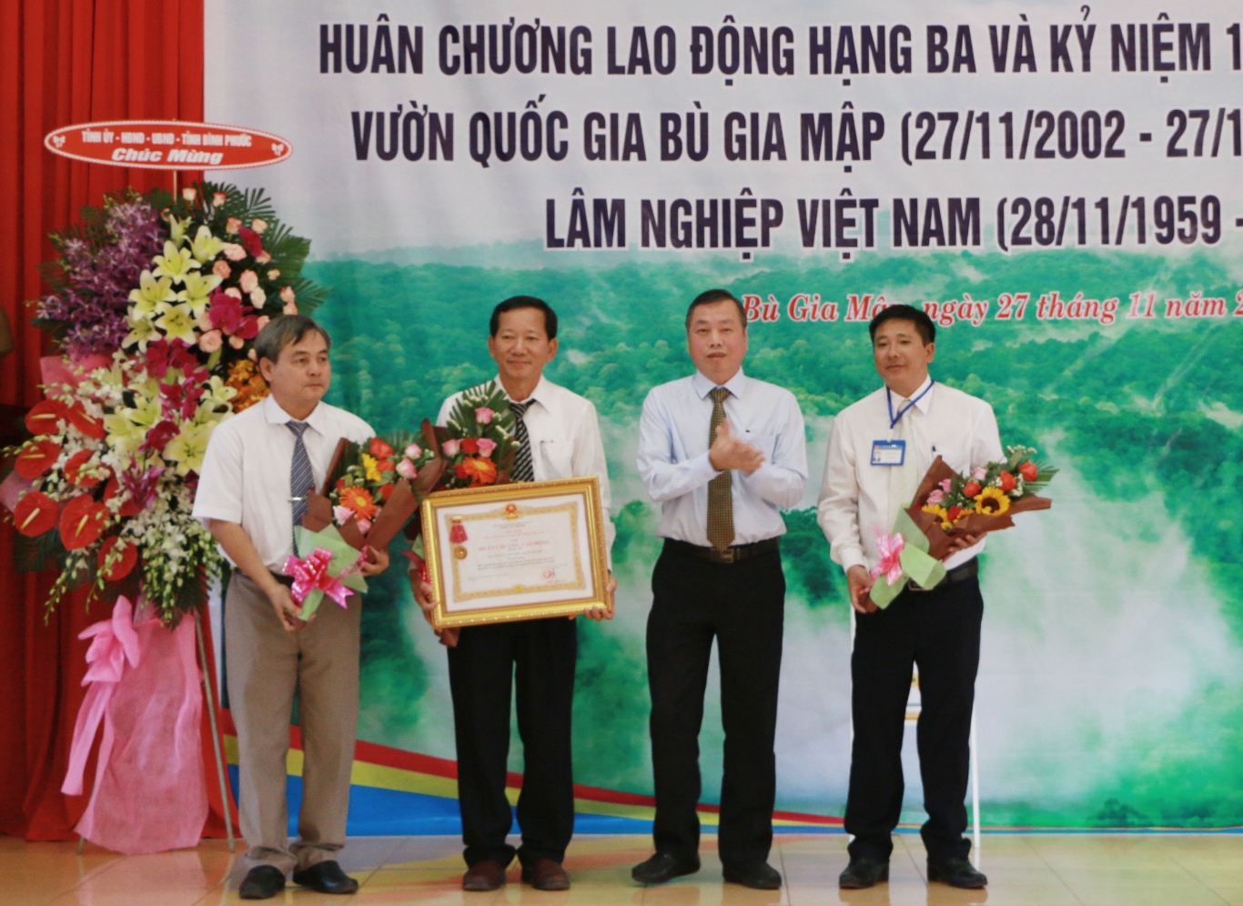 Vuon quoc gia BGM nhan Huan chuong Lao dong hang ba