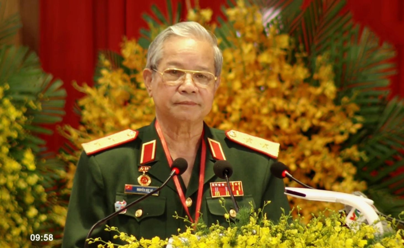 Trung tuong Nguyen Duc Xe