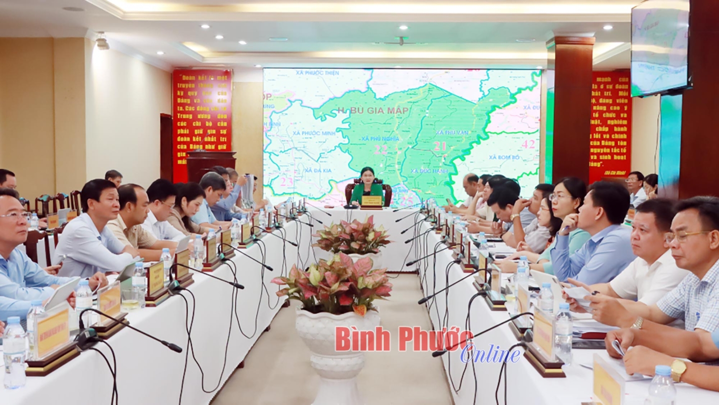 Chuẩn bị tốt về nhân sự phục vụ việc sắp xếp, tổ chức bộ máy