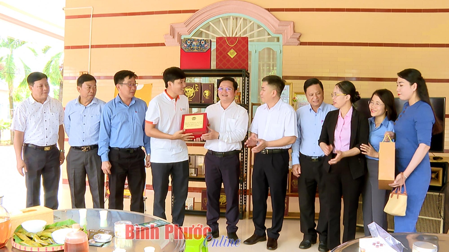 96222 tubon4514 mxf 08 44 21 14 14572828052025