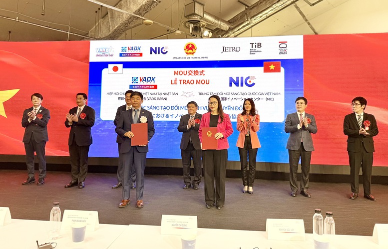 a9bb98bc 6c11 4609 a889 3fa652f1ba4e 17485813131761126263494