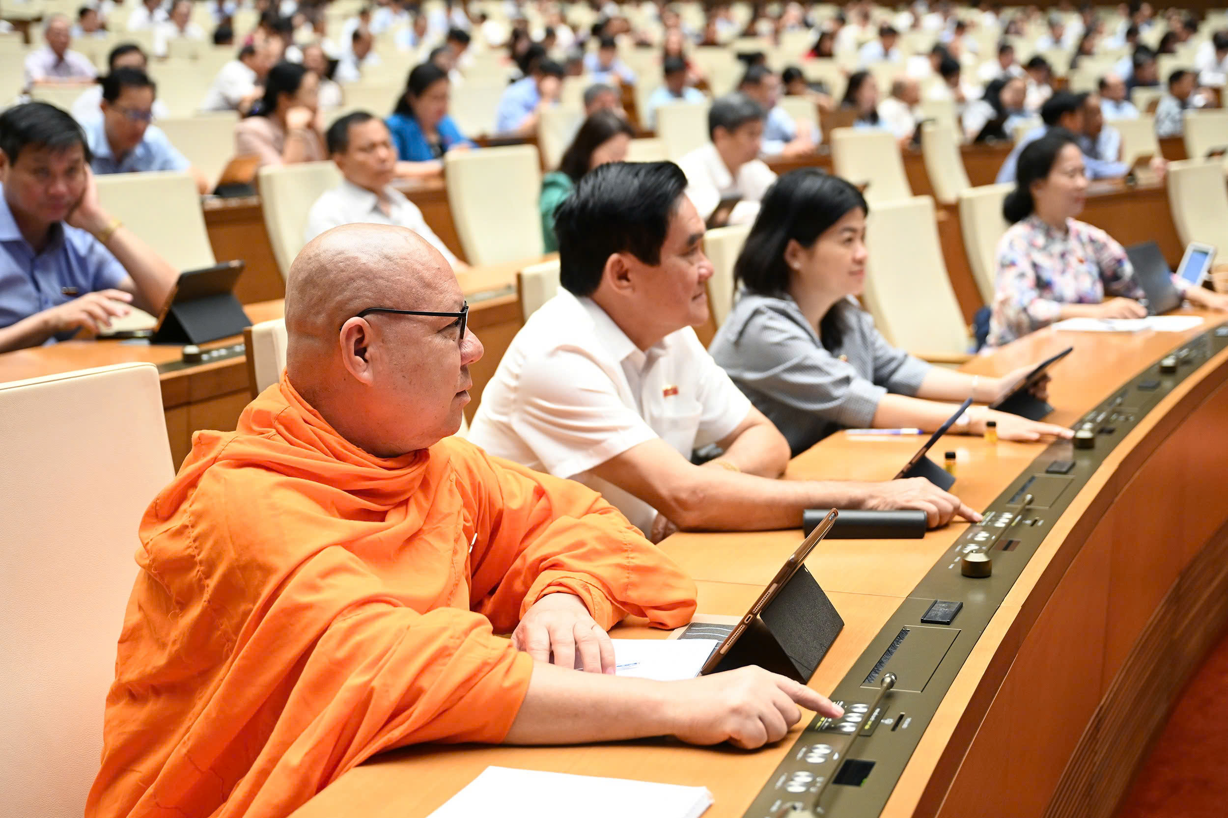 120620251026 z6696877992859 d996ea23f6abc5d8dd87d96441c49cd4