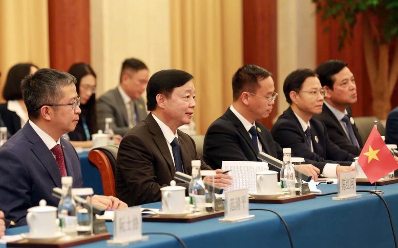 z67188041746623f88418bfe38199eb31e792af7836369 1750254464267730494558