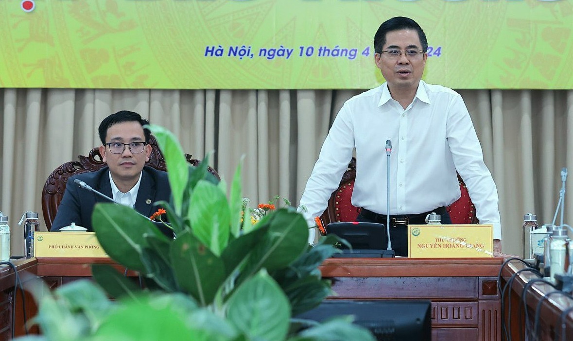 Thứ trưởng Khoa học và Công nghệ Nguyễn Hoàng Giang phát biểu tại cuộc họp báo. Ảnh:TTTT