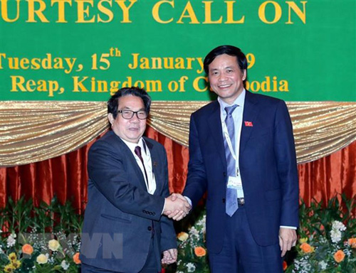 Tổng Thư ký, Chủ nhiệm Văn phòng Quốc hội Nguyễn Hạnh Phúc gặp Tổng Thư ký Quốc hội Campuchia Leng Peng Long