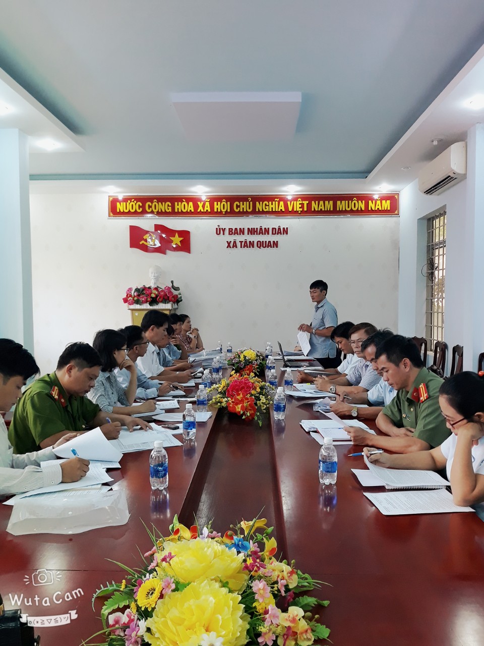 Kiểm tra việc thực hiện nhiệm vụ xây dựng cấp xã đạt chuẩn tiếp cận pháp luật năm 2020 tại Ủy ban nhân dân xã Tân Quan, huyện Hớn Quản.