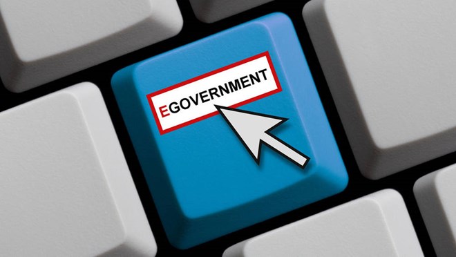 GovernmentvsTechnologyTrustworthinessandEGovernment knowledge standard